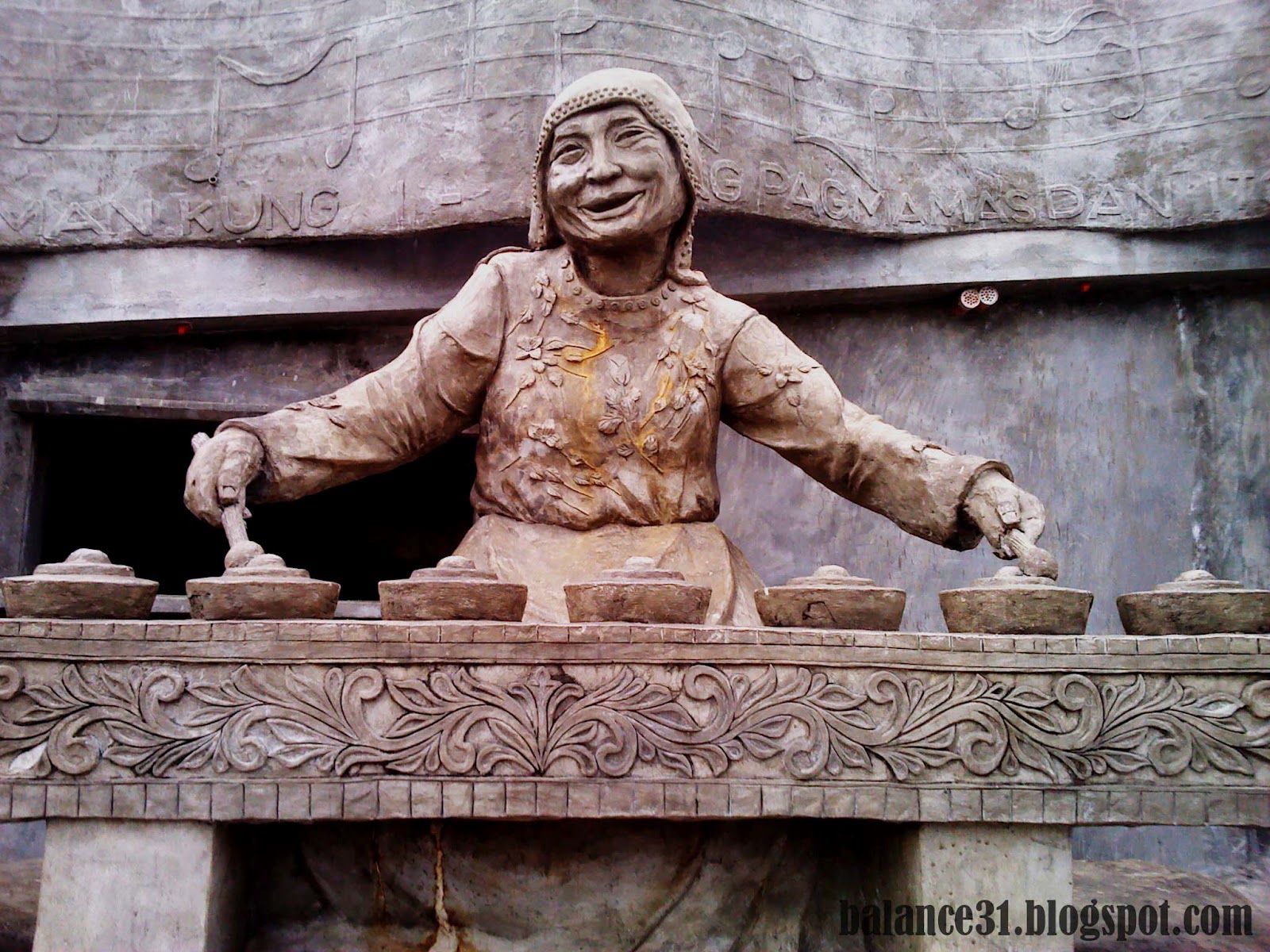 ARTWORKS OF MINDANAO'S FAMOUS ARTIST