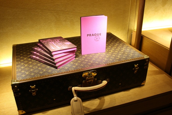 Czech Fashionisto's Diary: Průvodce Prahou - Louis Vuitton City Guide Prague