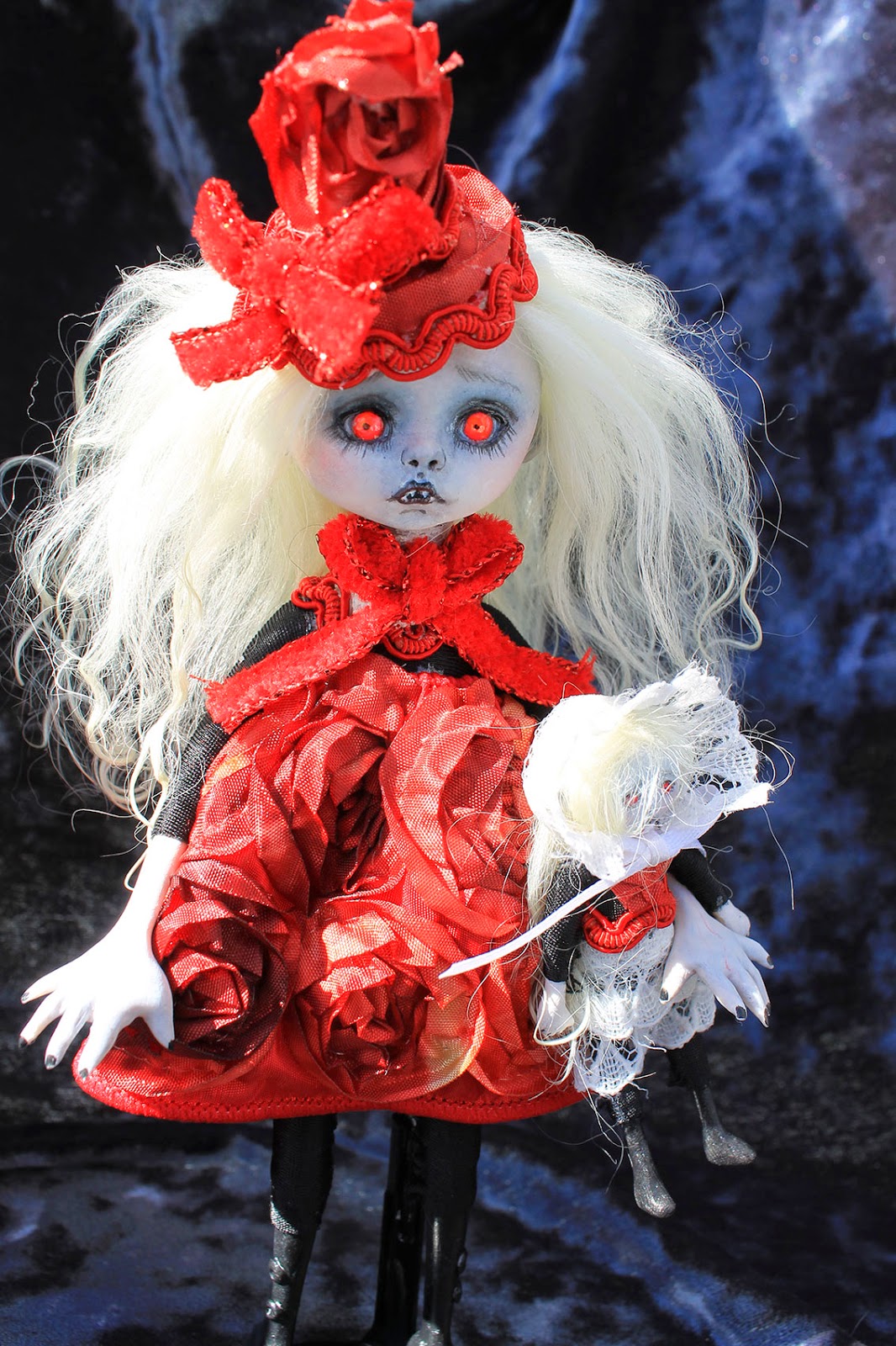Anne Marie Gibbons Lil' Poes OOAK goth dolls and monsters. Bloody Mary