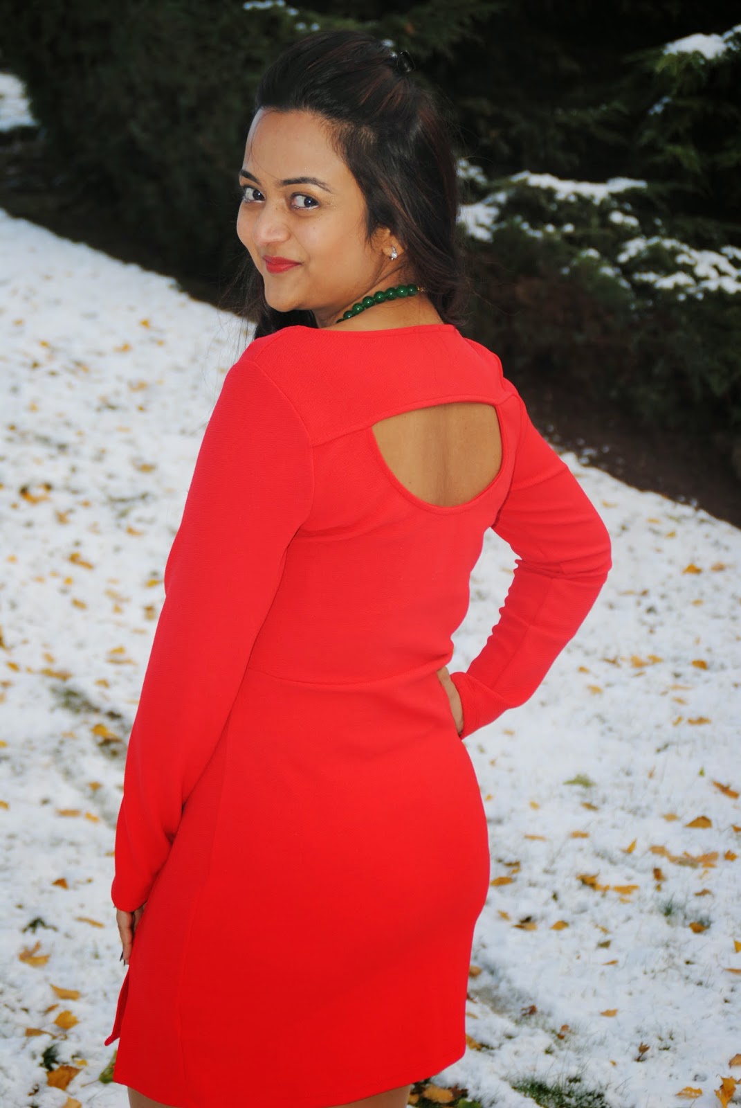 Seattle winter Fashion, christmas OOTD, Seattle Fashion Blogger, Ananya in Red dress,  Indian Fashion Blogger