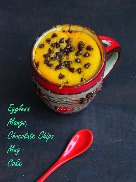 Eggless Mango, Chocolate chips Mug cake