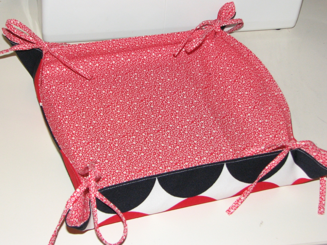 Naughty Monkeys Fold up Bread Basket