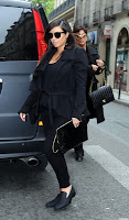 Kim Kardashian   in Paris 