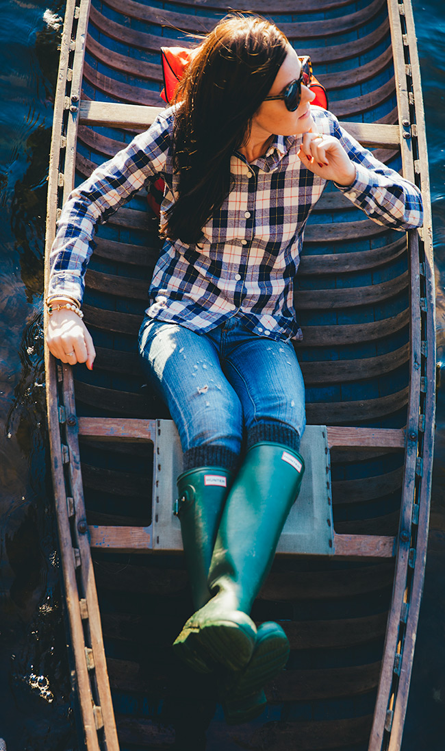 Classy Girls Wear Pearls Canoe to You