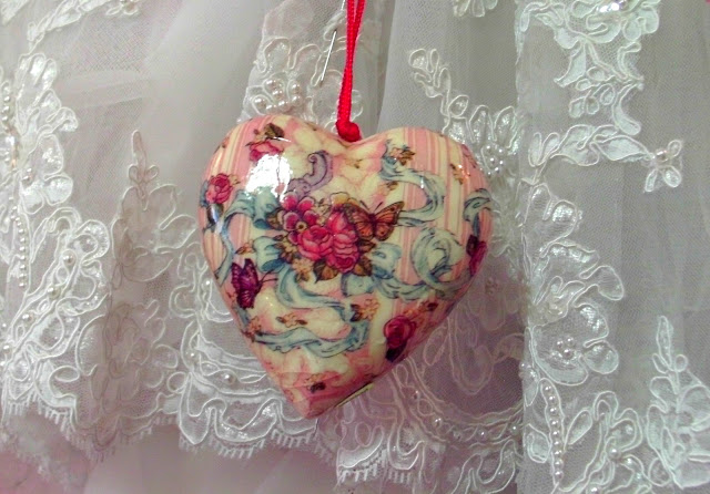 Penny's Vintage Home: My Valentine Tree