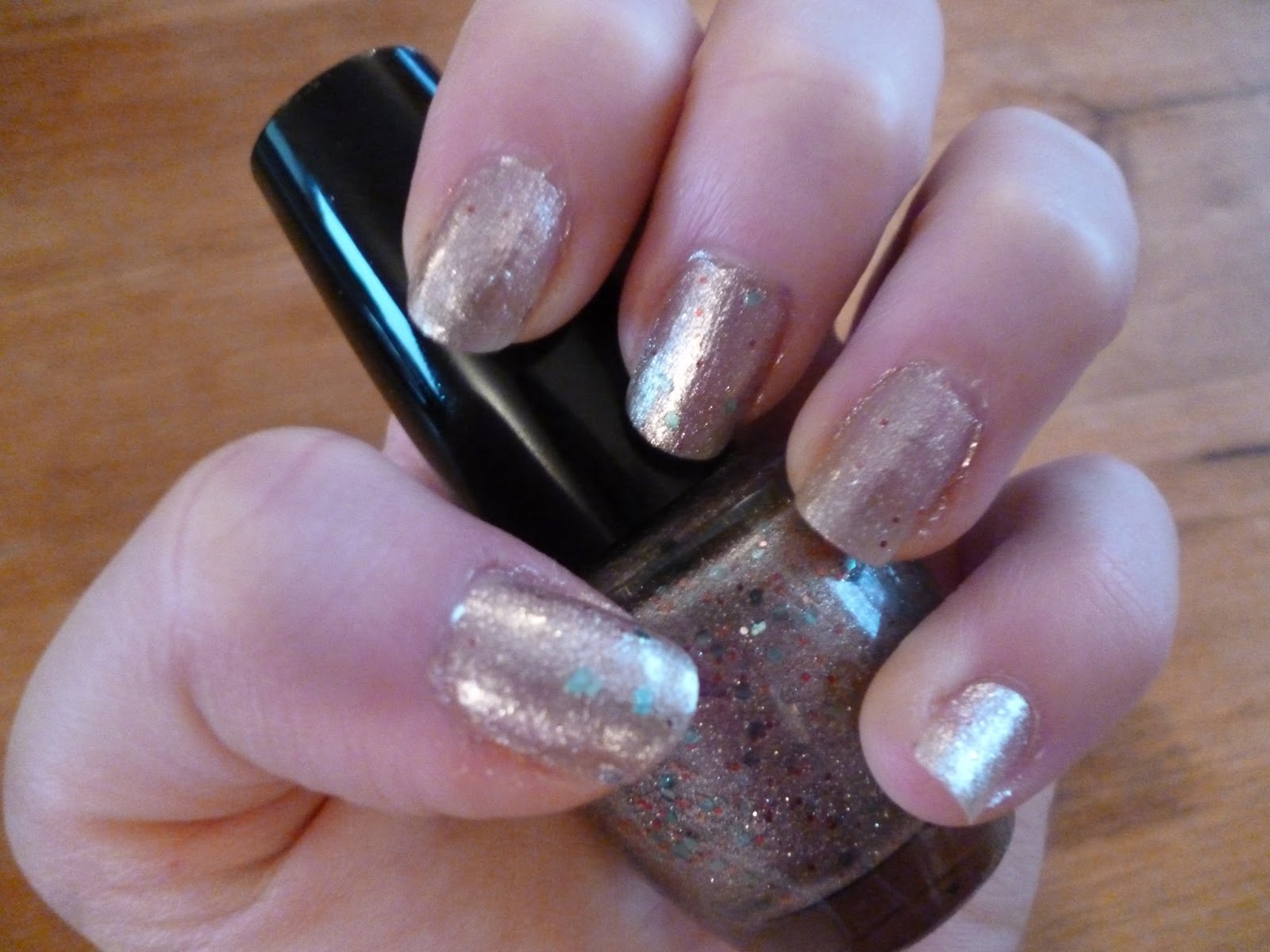 Meg's Boutique How to Easy Dip dye/Ombre Nails