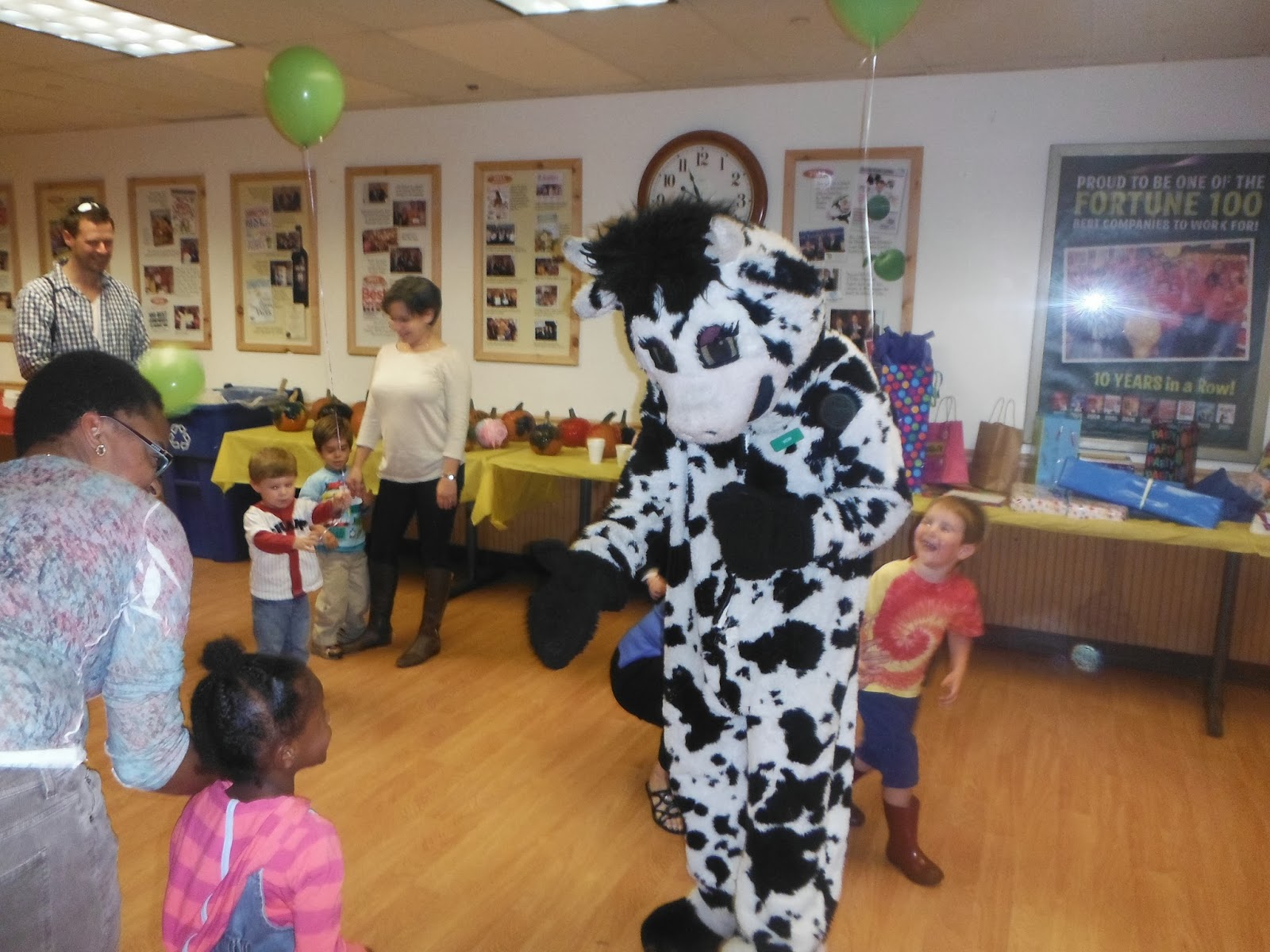 AveryO'sphotos Party at Stew Leonard's!