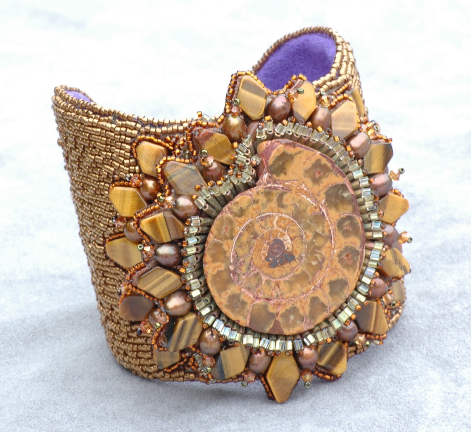 Vickie Hu Poirier Arts New Jewelry