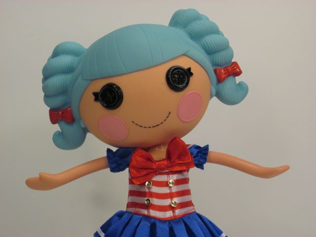 dolls with big heads and button eyes