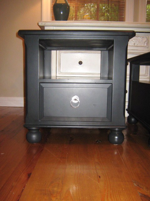 Broyhill End Table