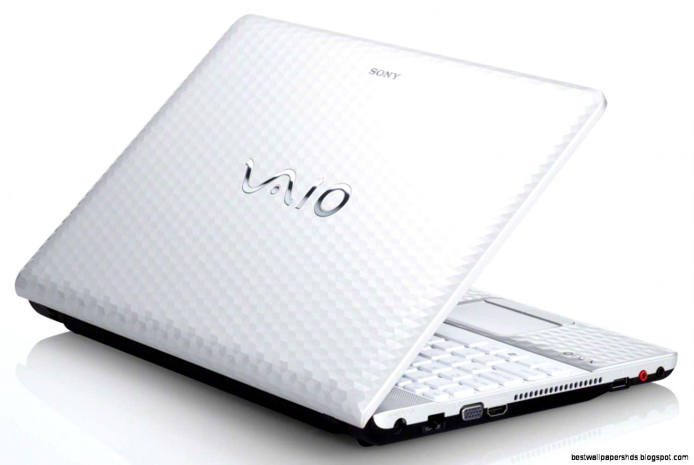 Sony VAIO EH3 Series VPCEH3HFXW 155 Inch Laptop Sony VAIO EH3 Series VPCEH3HFXW 155 Inch Laptop
