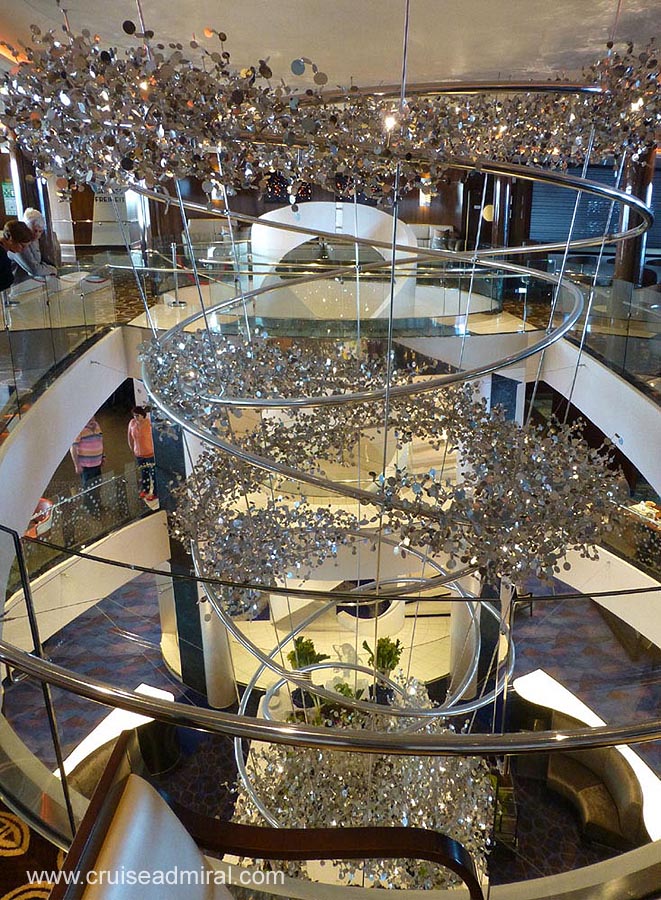 Таинственный Mein Schiff 3 (5*-) Kруиз загадок и разгадок