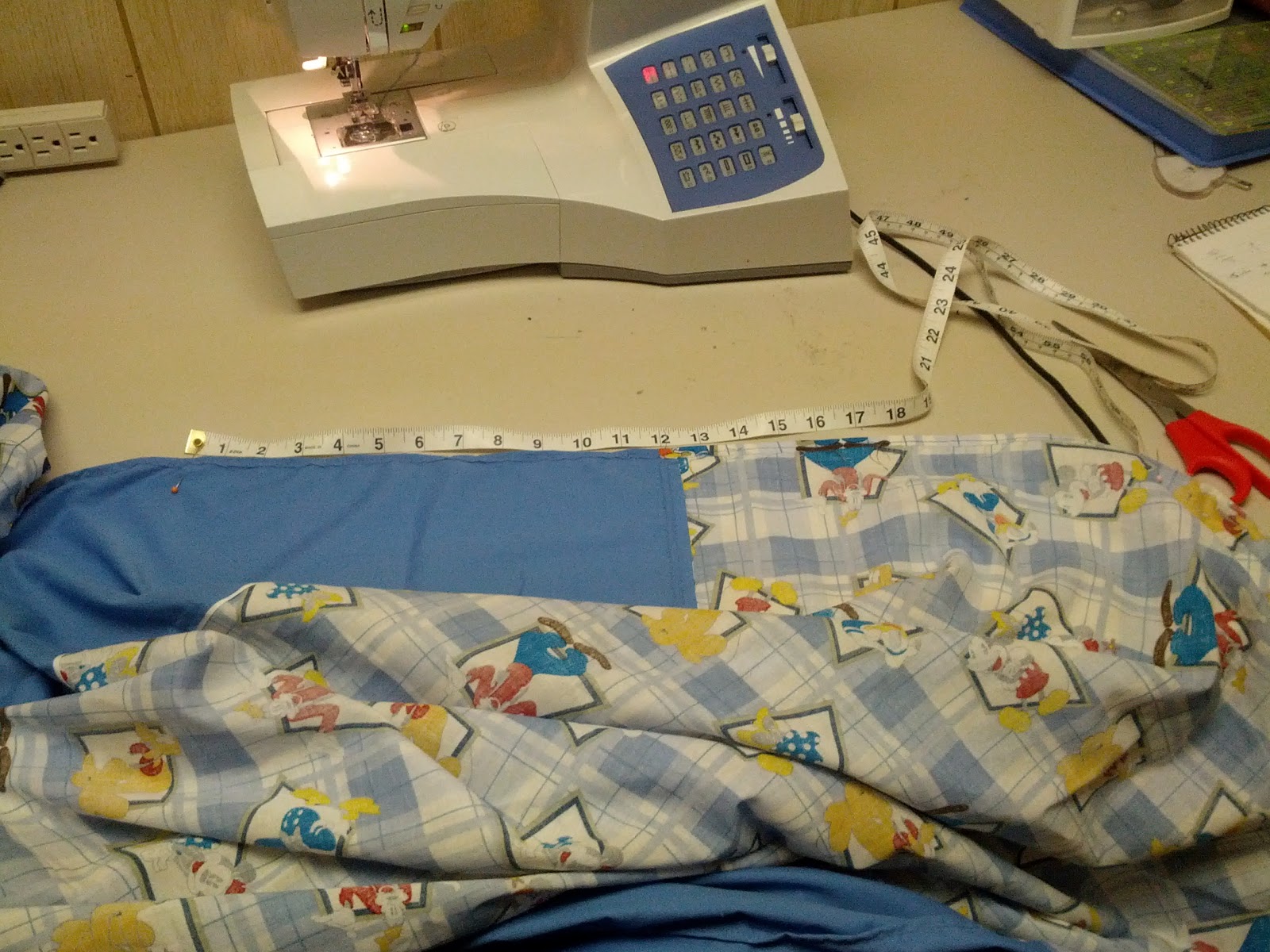 MadFoamingCat's Fumbled Creations How to Make Twin Fitted Sheets