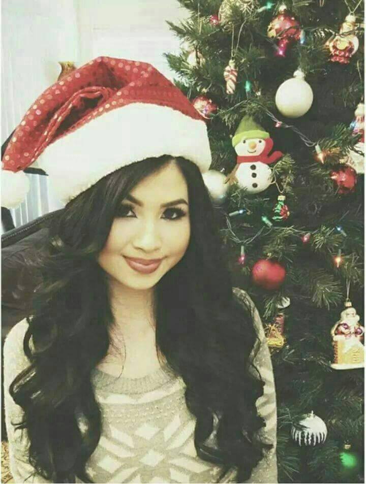 صور بنات رمزيات كرسمس منوعه