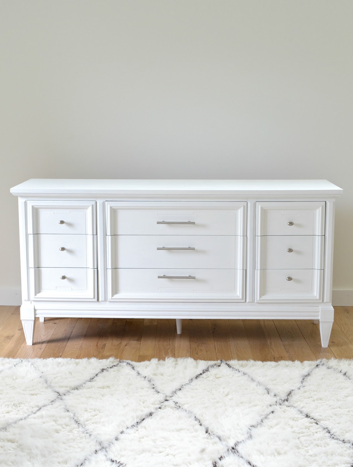 Livelovediy How To Paint Furniture With Chalk And
