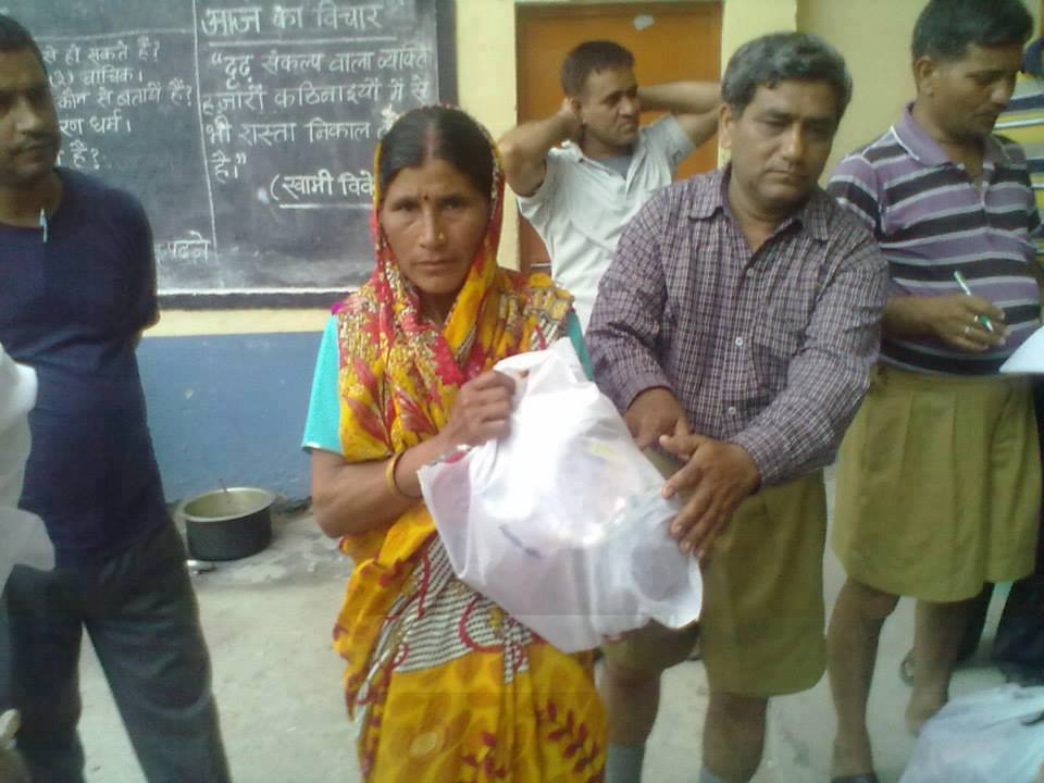 Uttrakhand calamity photos: Swayamsevaks at relief work