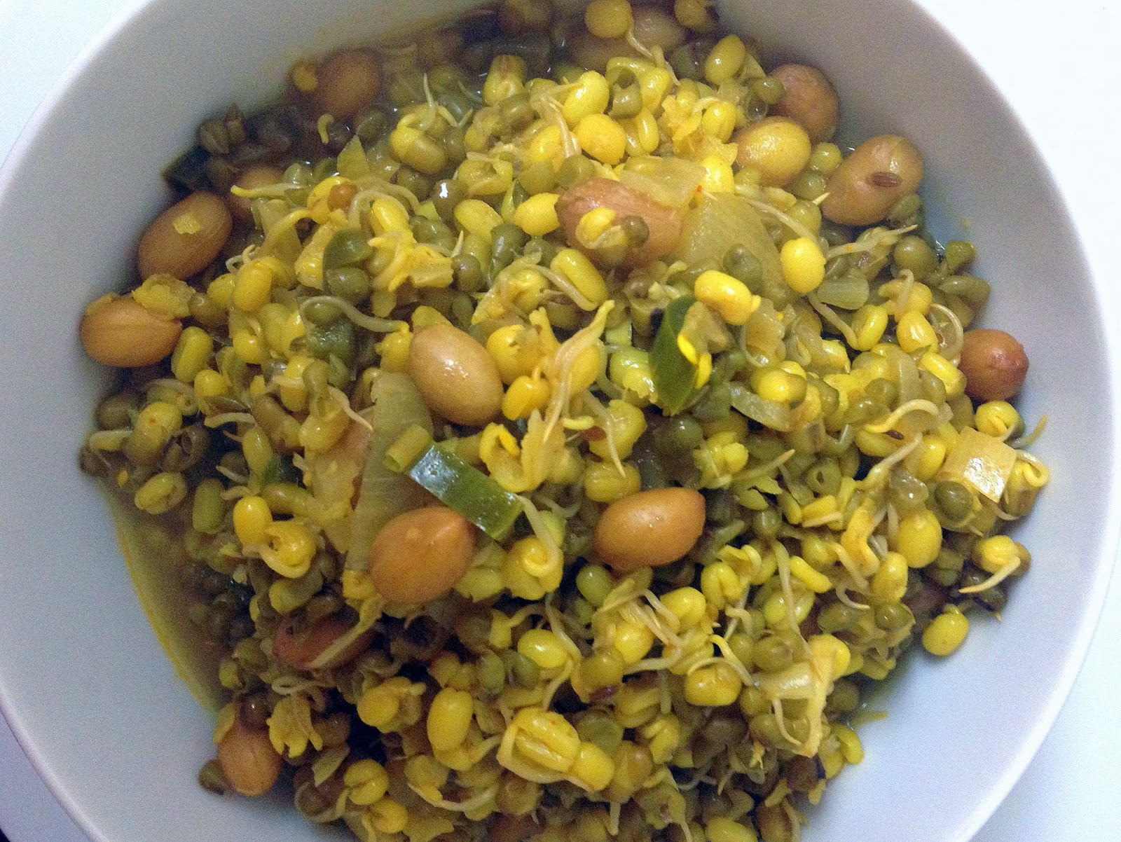 Keep the Peas GUJARATI AT HEART MUNG BEAN AND PEANUT SPROUTS