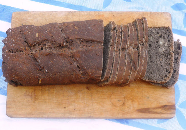 Pane di grano saraceno e semi bio