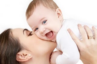 6 Perkara Yang Perlu Dijangka Ketika Beraya Bersama Bayi Baru