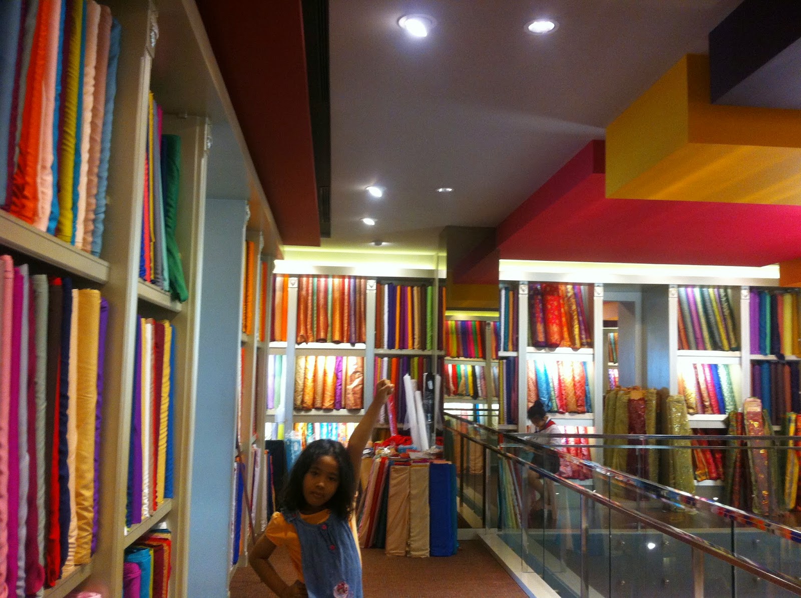 Dewi Fajarningsih S Blog Pencarian Bahan Kebaya Part 2