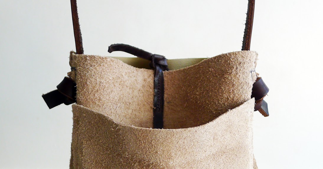Specialty Dry Goods short strap feedbag pouch with tie & pocket