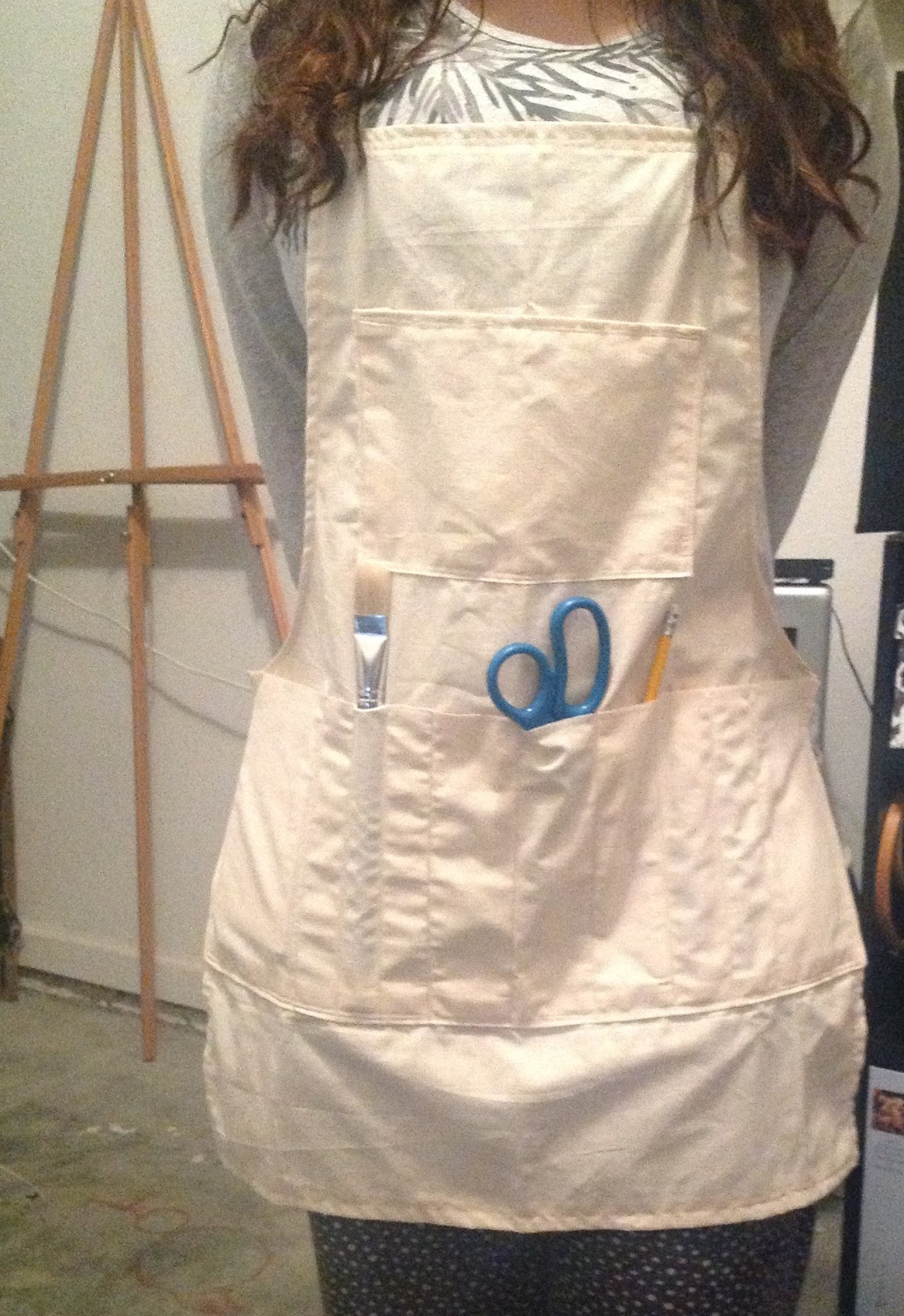 Craft Room Secrets DIY art smock for painters