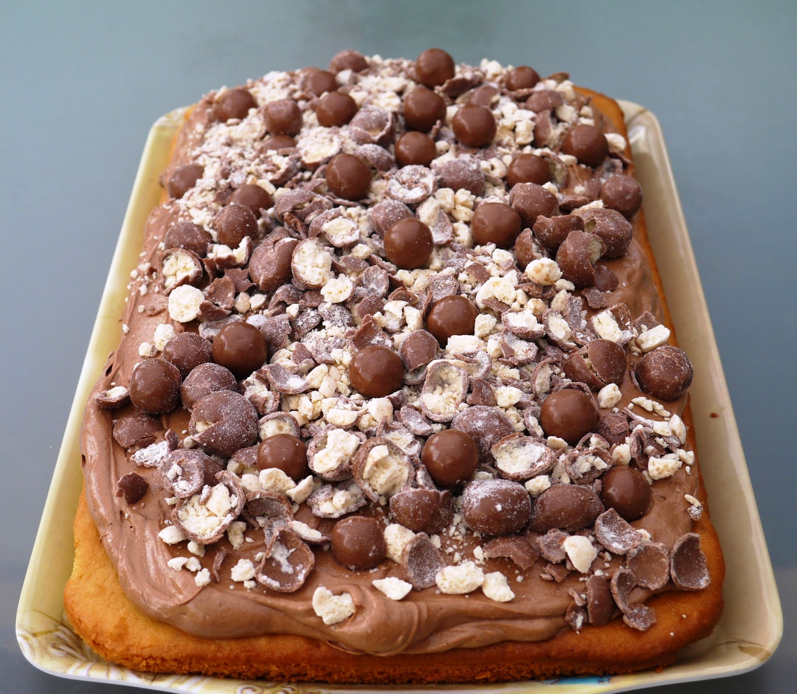 This Muslim Girl Bakes Vanilla Cake with Malted Milk Chocolate Frosting