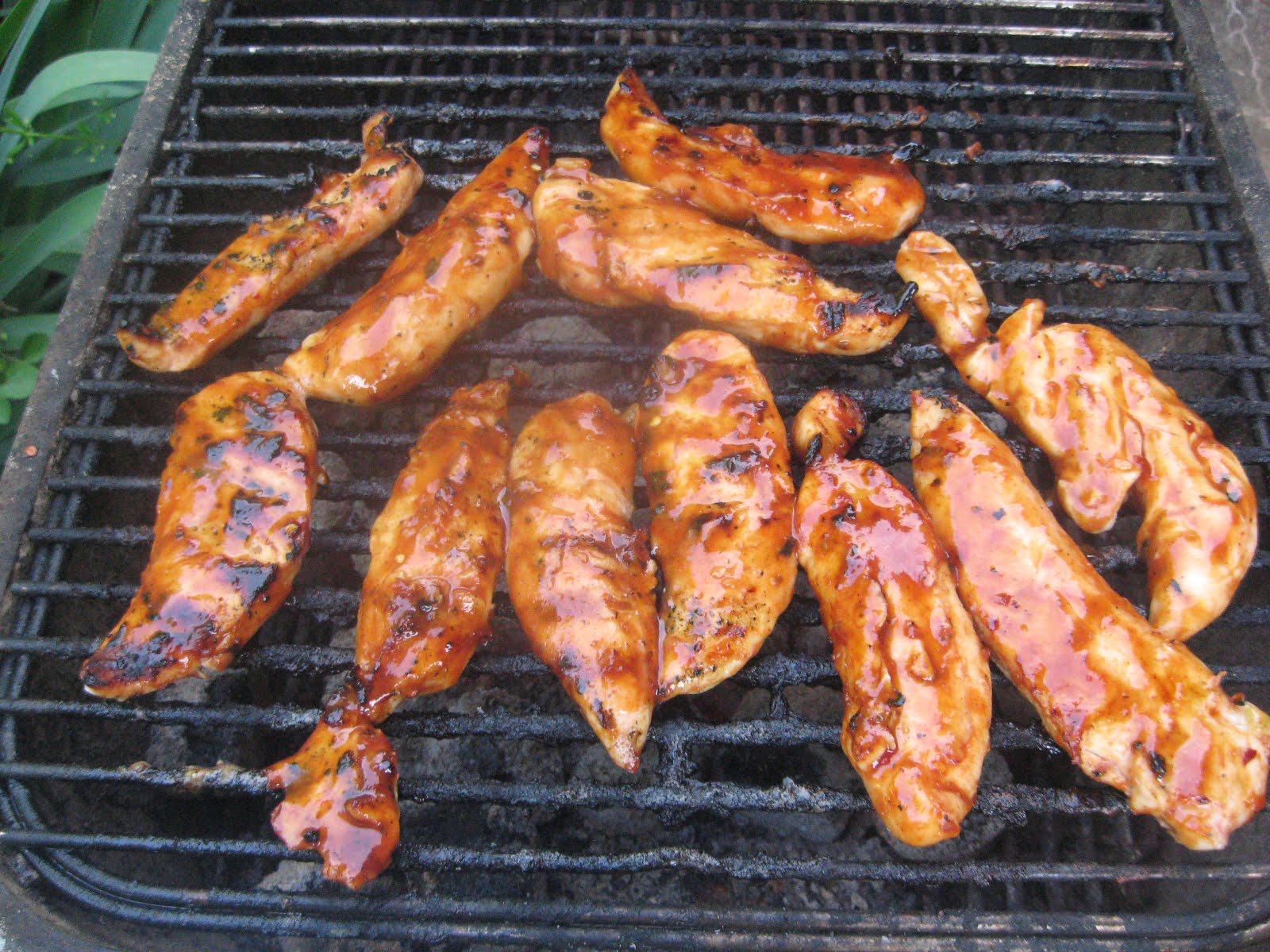 Barbecue Master Grilled Boneless Chicken with Ralph's Barbecue Sauce
