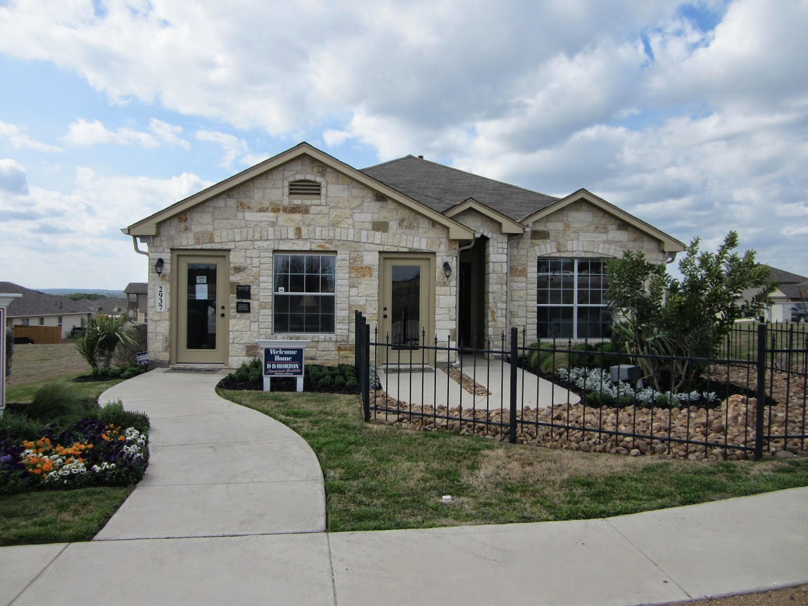 Living in Oak Creek, New Braunfels Texas