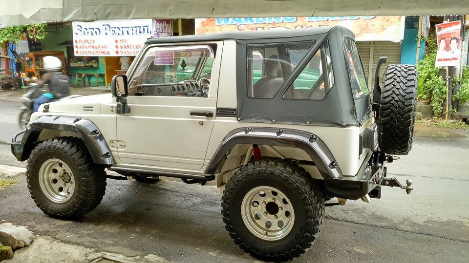 Lapak KATANA : Jimny Sierra SJ 410Q 1983 Istimewa - SEMARANG - LAPAK