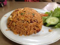 CARA MEMBUAT NASI GORENG SOSIS ENAK SPESIAL CARA MEMBUAT NASI GORENG SOSIS ENAK SPESIAL