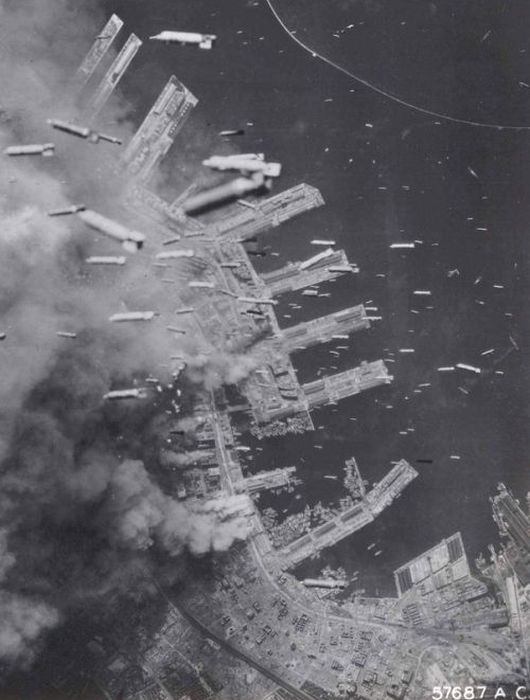[Imagem: amazing_moments_in_history_06.jpg]