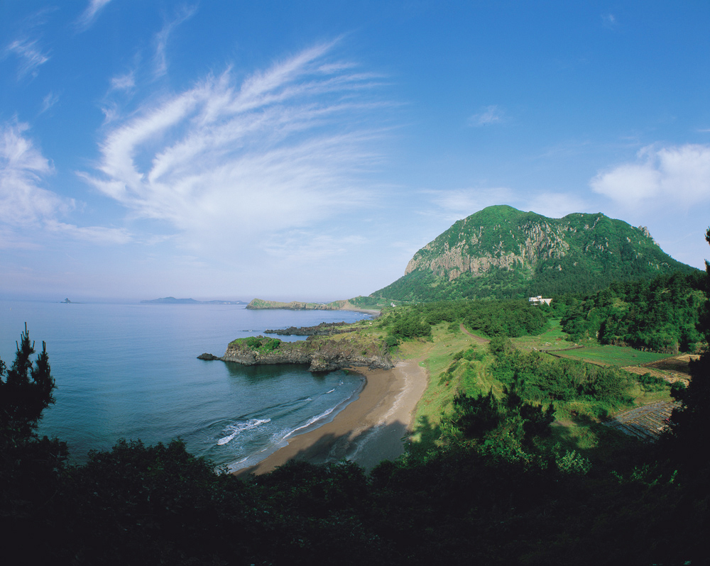Jeju Island, South Korea: Coastal landforms and Processes Jeju Island, South Korea: Coastal landforms and Processes
