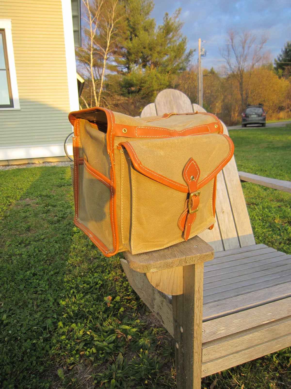 Yurtville Making a handlebar bag