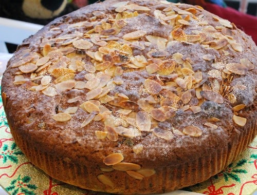 torta di mandorle e crema agli amaretti