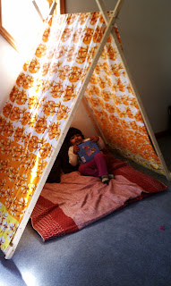 Reading nook / Tent - Desikalakar