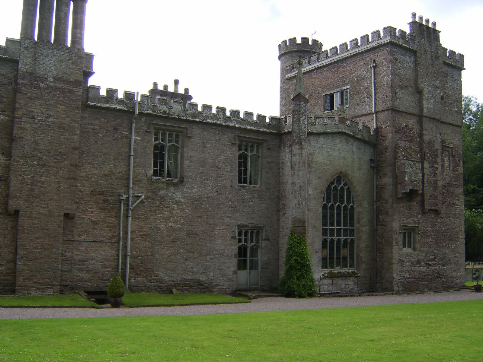 BYD GLYNDWR. VISIT TO KENTCHURCH 2011.Thought To Be Owain Glyndwr's