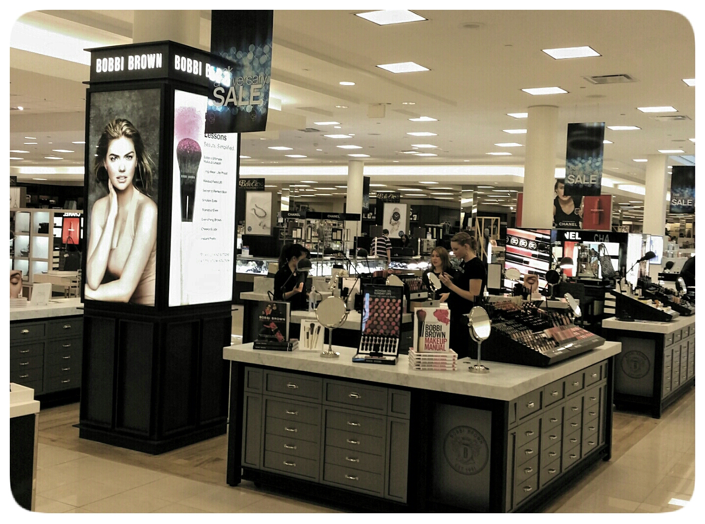 Erica Bunker DIY Style! The Art of Cultivating a Stylish Wardrobe