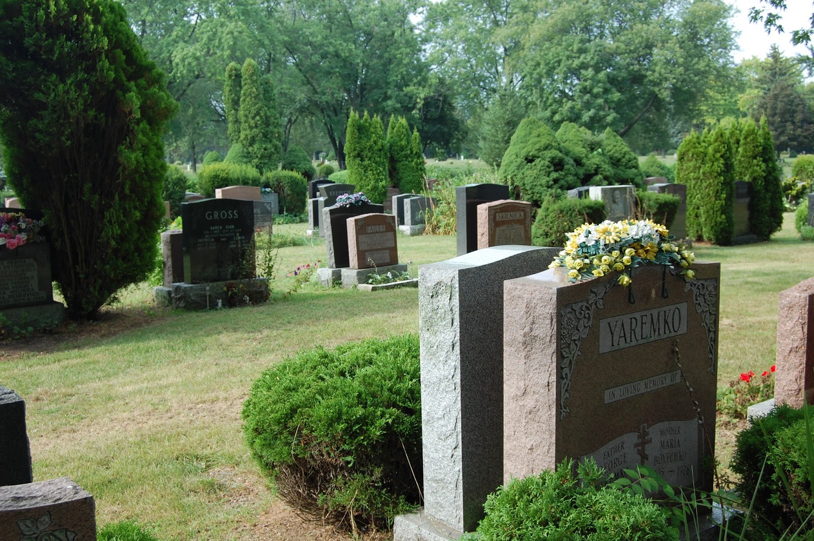Astrid�s Garden Design Cemetery Plants