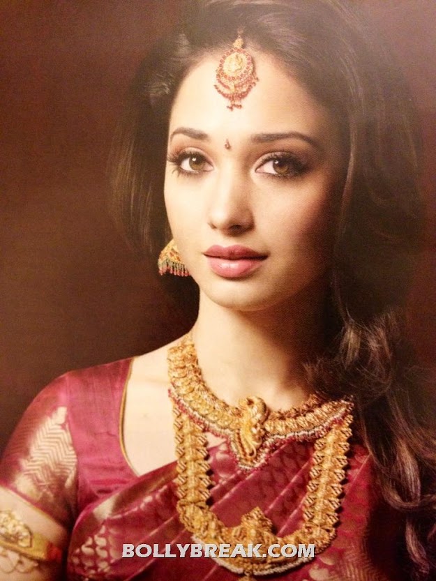 Tammana Jewellery Ad Close up Wallpaper