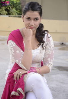 mannara-chopra-latest-stills-at-thikka-movie-interview mannara-chopra-latest-stills-at-thikka-movie-interview