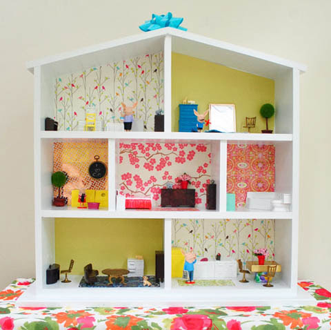 very very big doll house