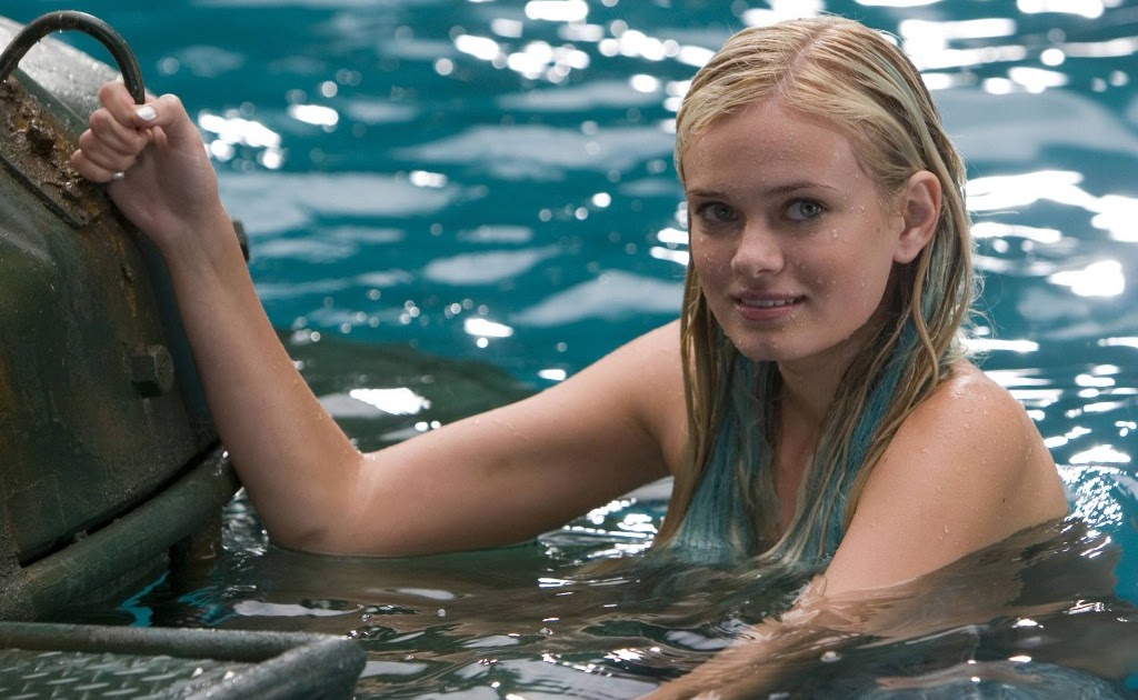 Hollywood Actress Gallery: Sara Paxton Wallpaper Gallery