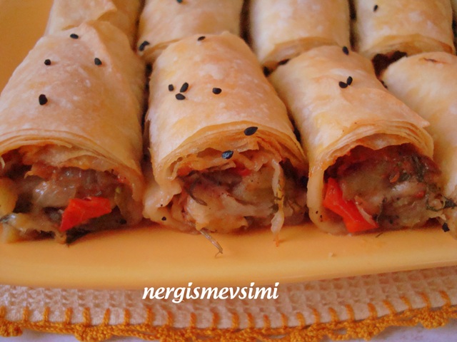 nergismevsimi PATLICANLI BÖREK