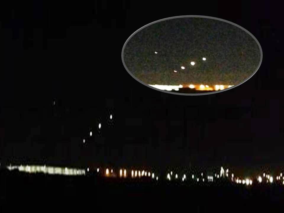 Strange Lights Over Phoenix UFO December 2012