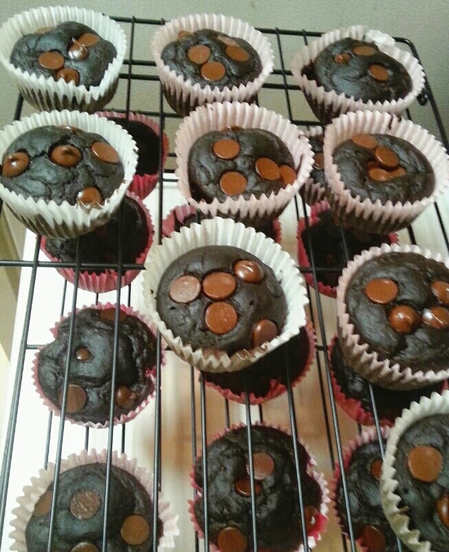 Domestically Impaired 50 Calorie Chocolate Miracle Muffins