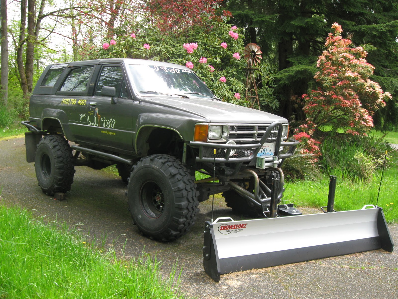 Johns Lake Joy ToY “…and the 4runner waits patiently for snow to fall