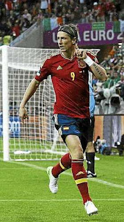 España si tiene un «9» y Torres si sabe hacer goles