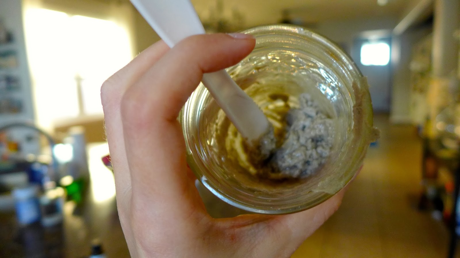 Clay mixture for toothpaste