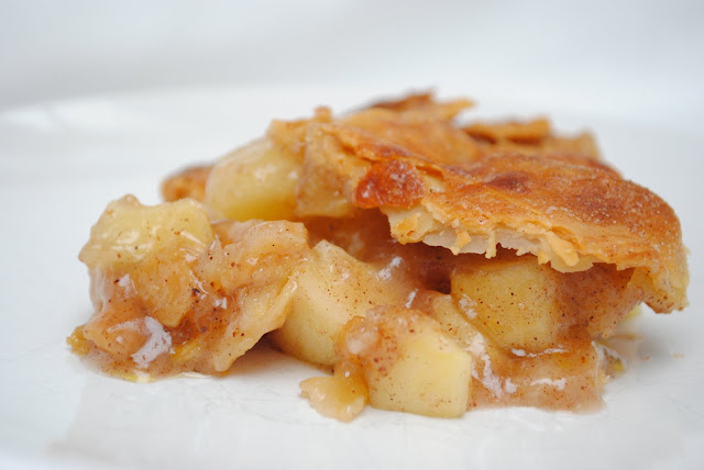 Paula Deen's Apple Pie - Something Swanky